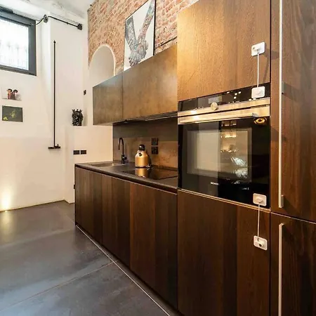 아파트 Prestigioso Loft In San Babila A 5 Min. Dal Duomo *