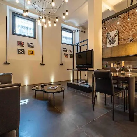 Апартаменты Prestigioso Loft In San Babila A 5 Min. Dal Duomo